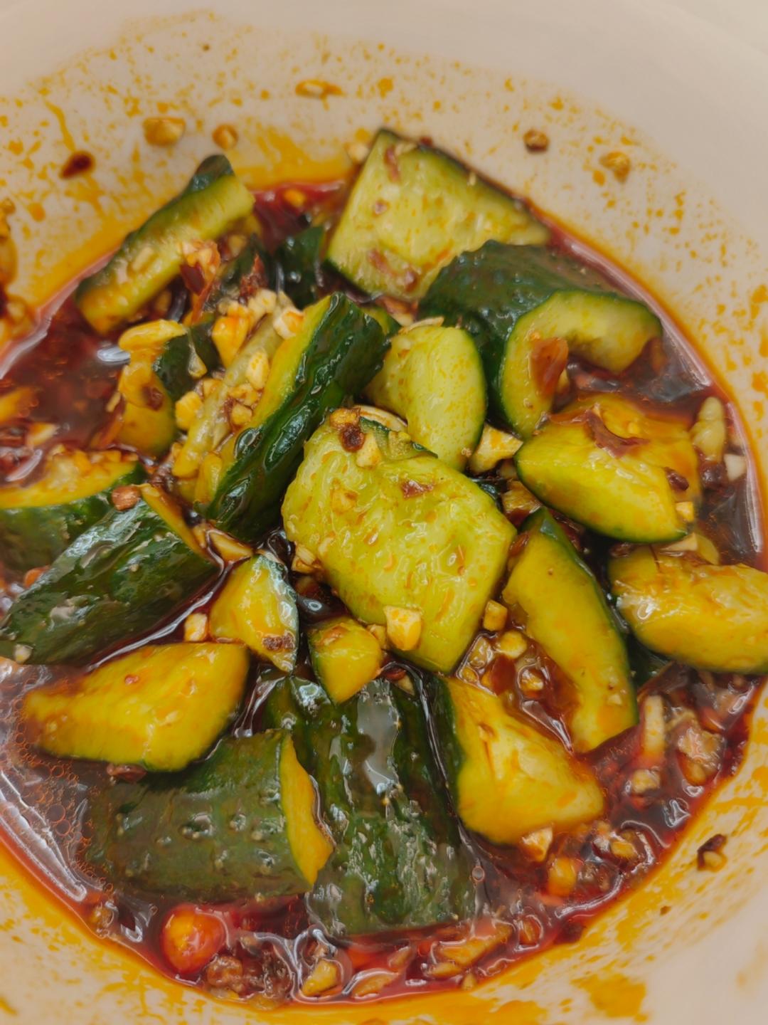 赞不绝口拍黄瓜🥒