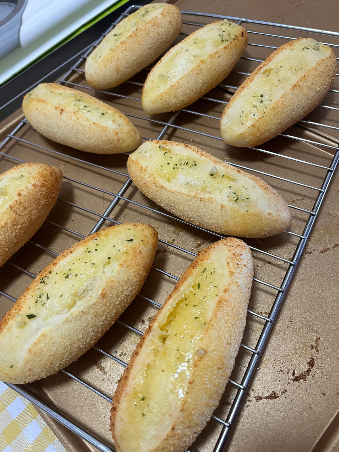 黄金芝士蒜香法式软面包｜芝香浓郁