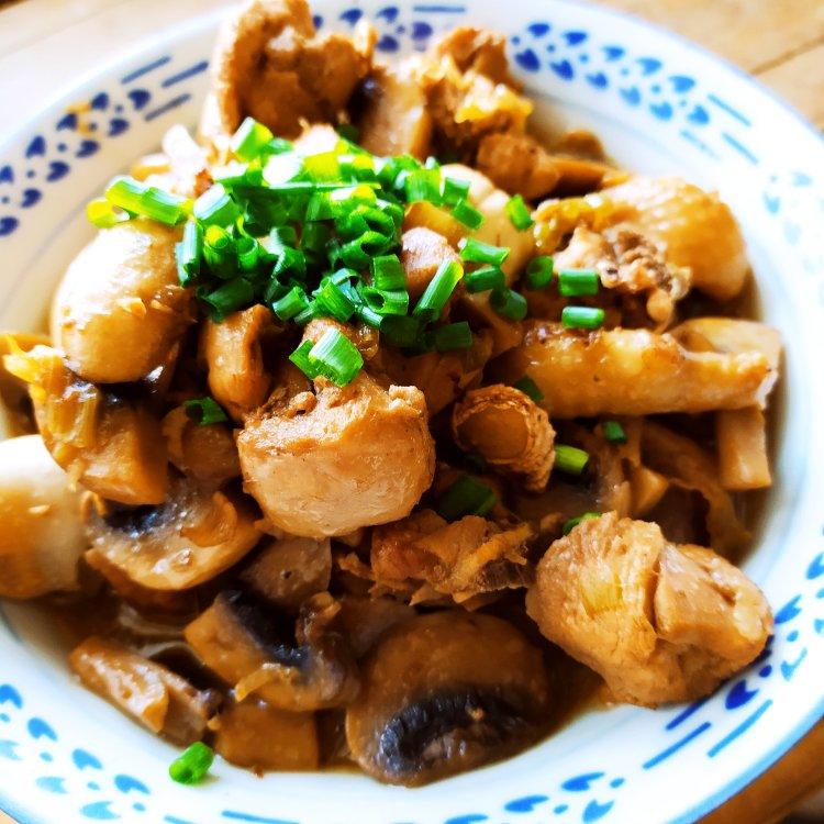 口蘑鹌鹑蛋烧肉