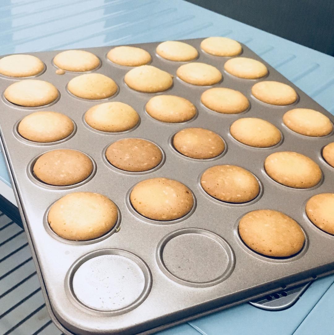 小时候的味道 — 芝麻鸡蛋薄脆饼干