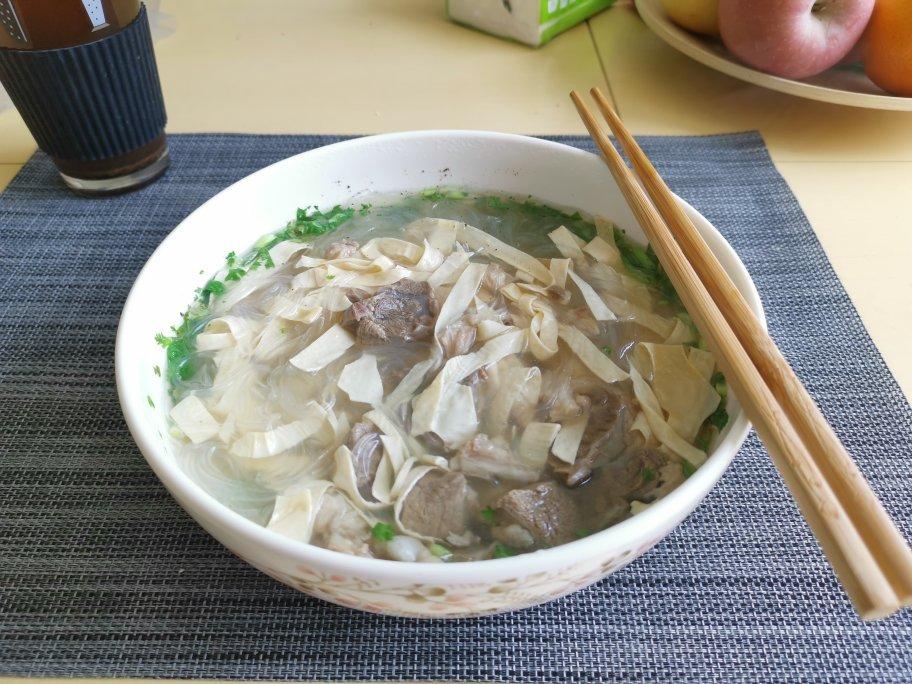 牛肉汤(超简单)