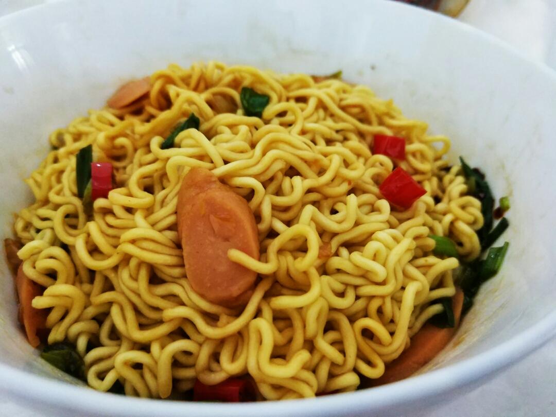 葱油拌面（快手简单，美味无敌）