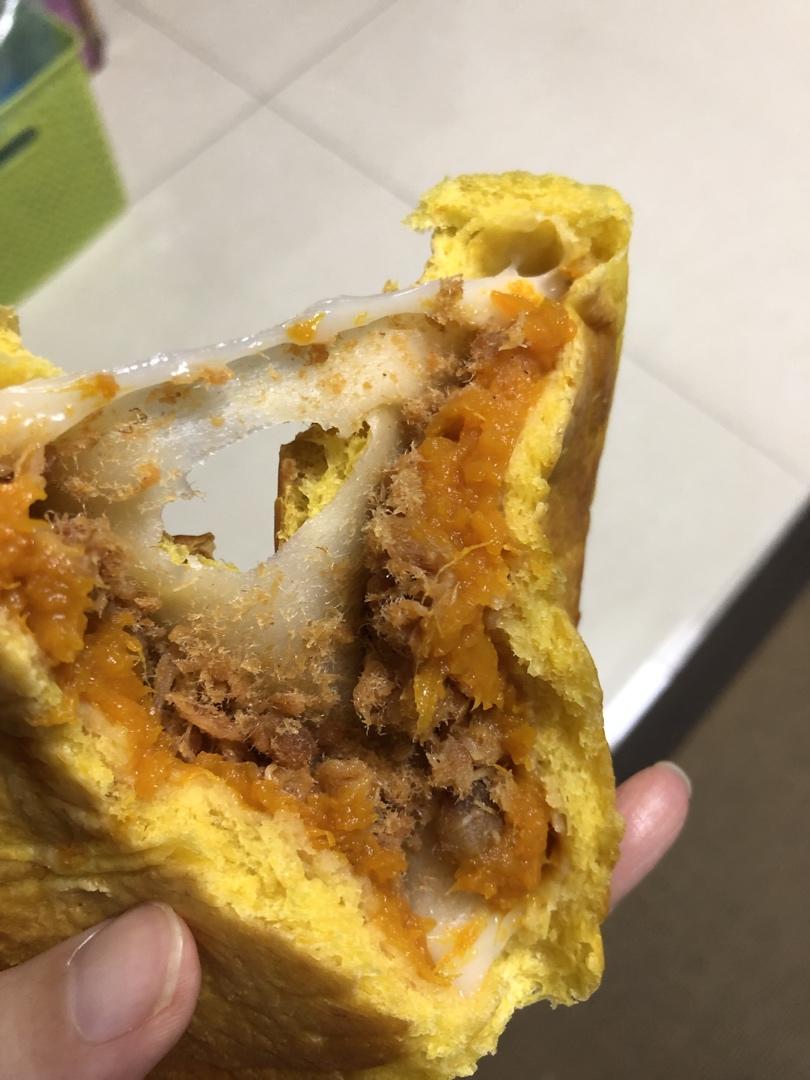 椰香南瓜麻薯软欧