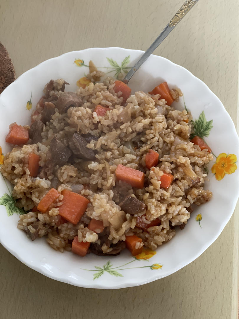 手抓羊肉饭