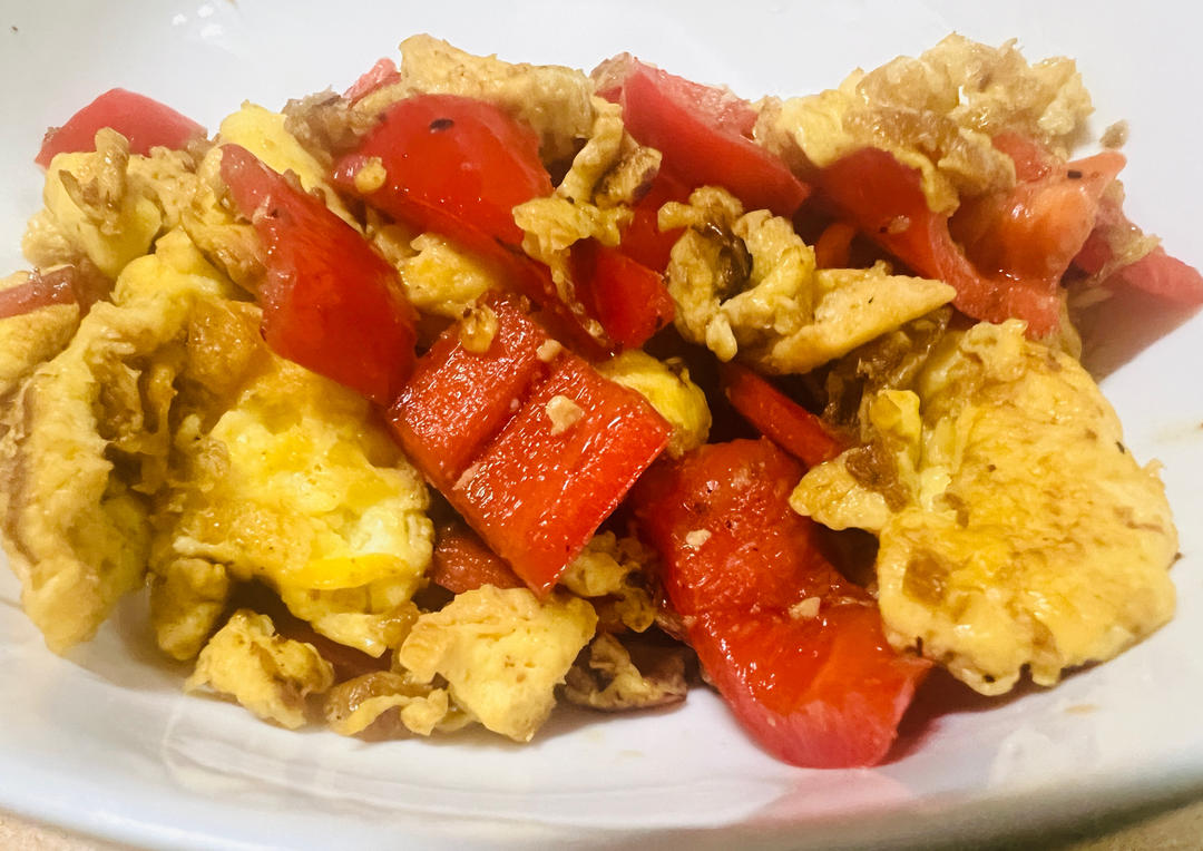 一人食，圆红椒炒蛋🥚