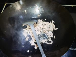 面系列——榨菜肉丝拌面的做法 步骤2