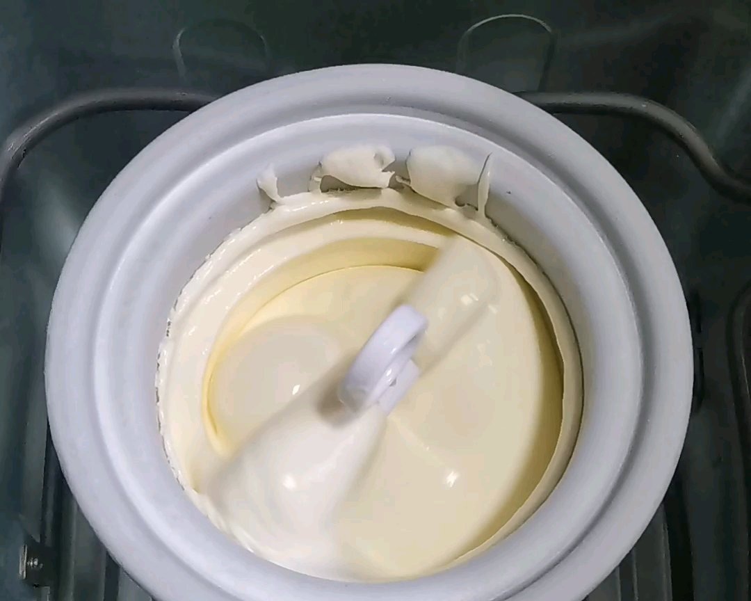 柏翠面包机版冰淇淋的做法 步骤15