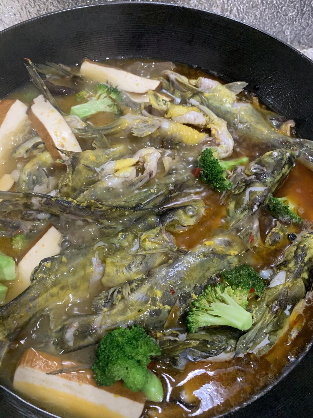 酸萝卜黄辣丁的做法
