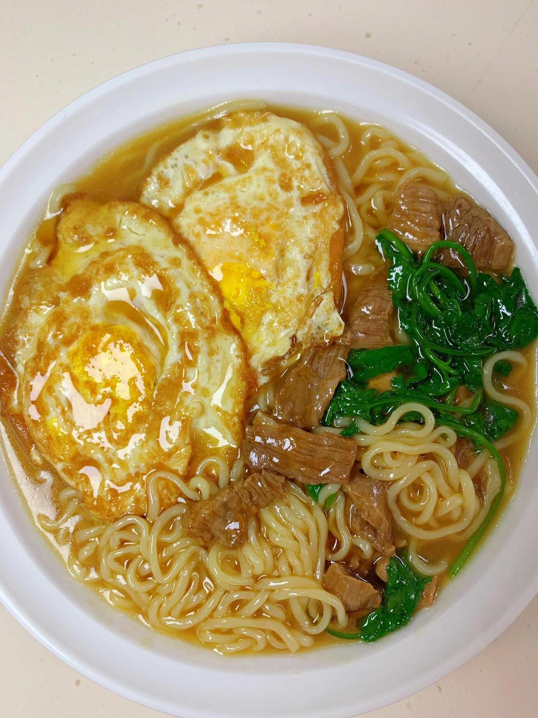 蔬菜瘦肉鸡蛋面