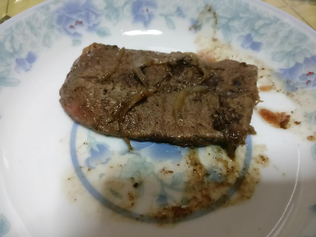 黑椒牛排