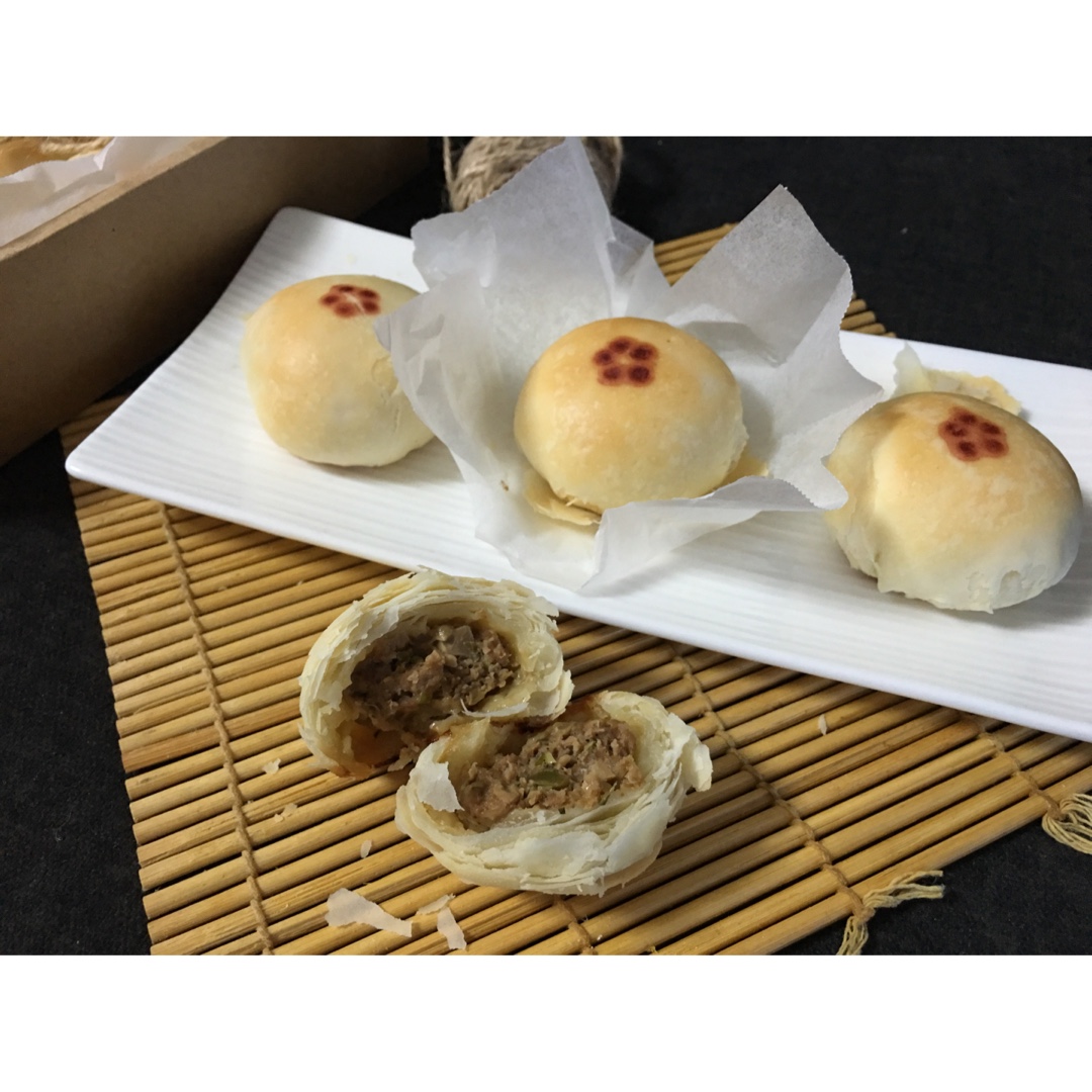 泳式鲜肉榨菜月饼