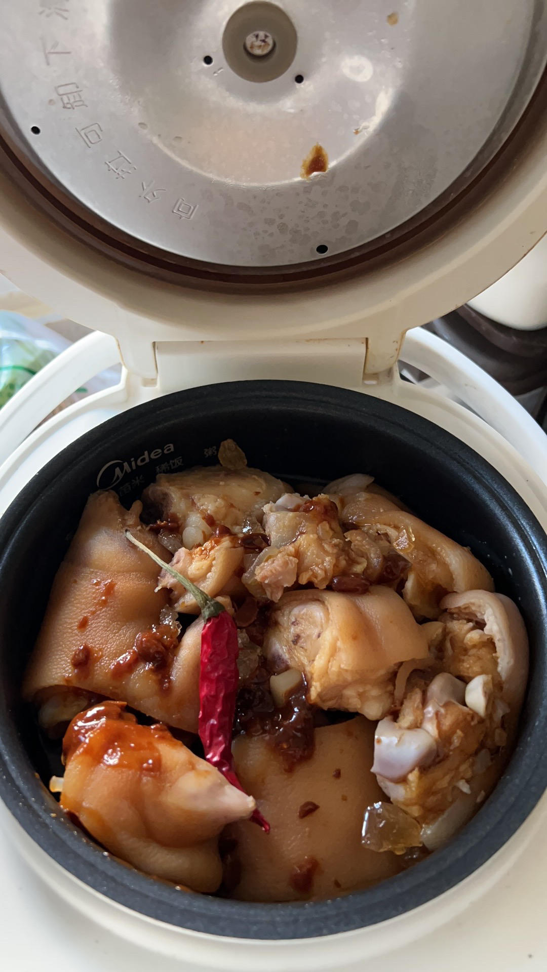 电饭煲红烧猪蹄