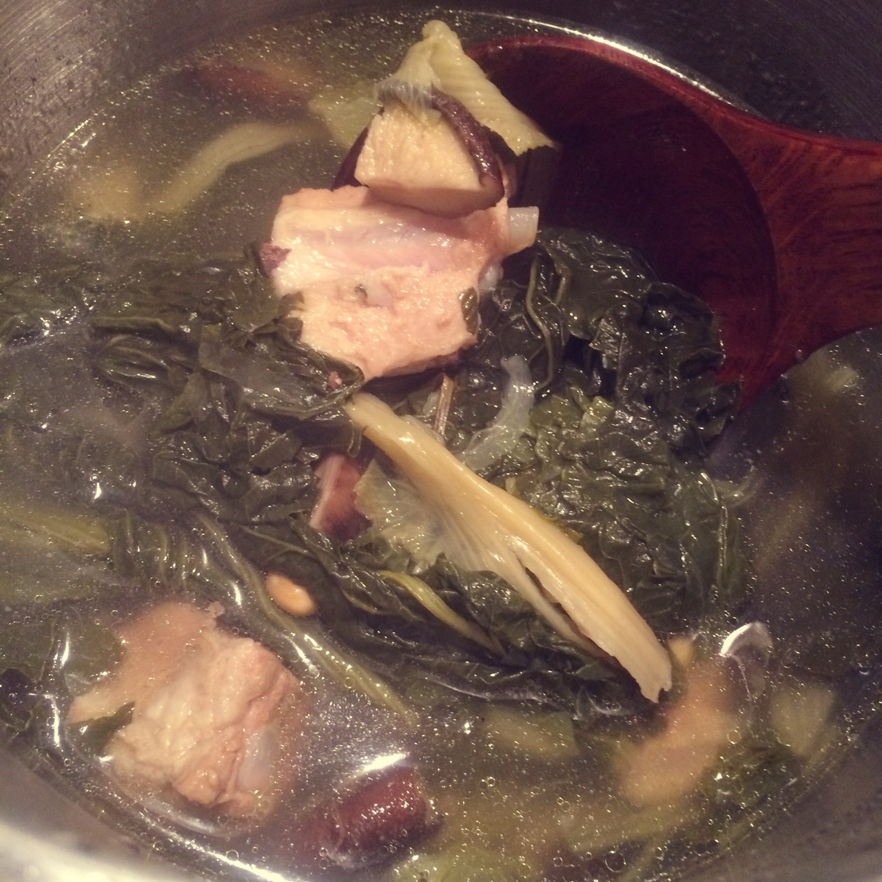 黄豆菜干骨头汤