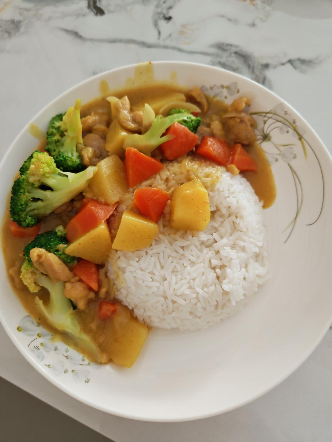 零失败日式咖喱鸡肉饭！！最正宗日本家庭做法！简单又好吃！