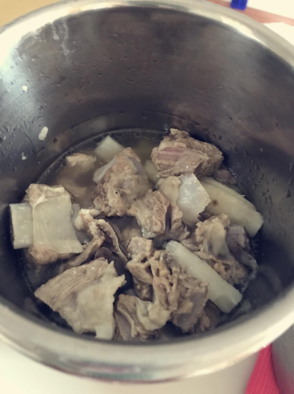 铁棍山药炖排骨
