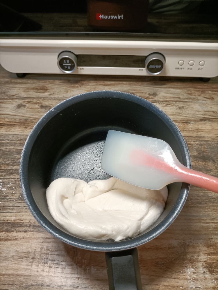 超简单的麻薯包！家里有木薯粉就能做！的做法 步骤5