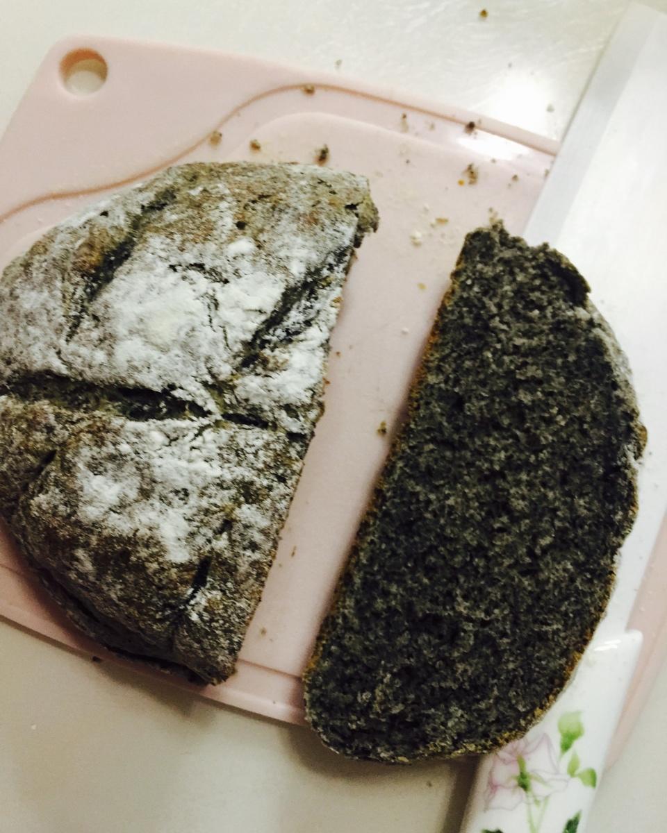 全麦蔓越莓核桃软欧包