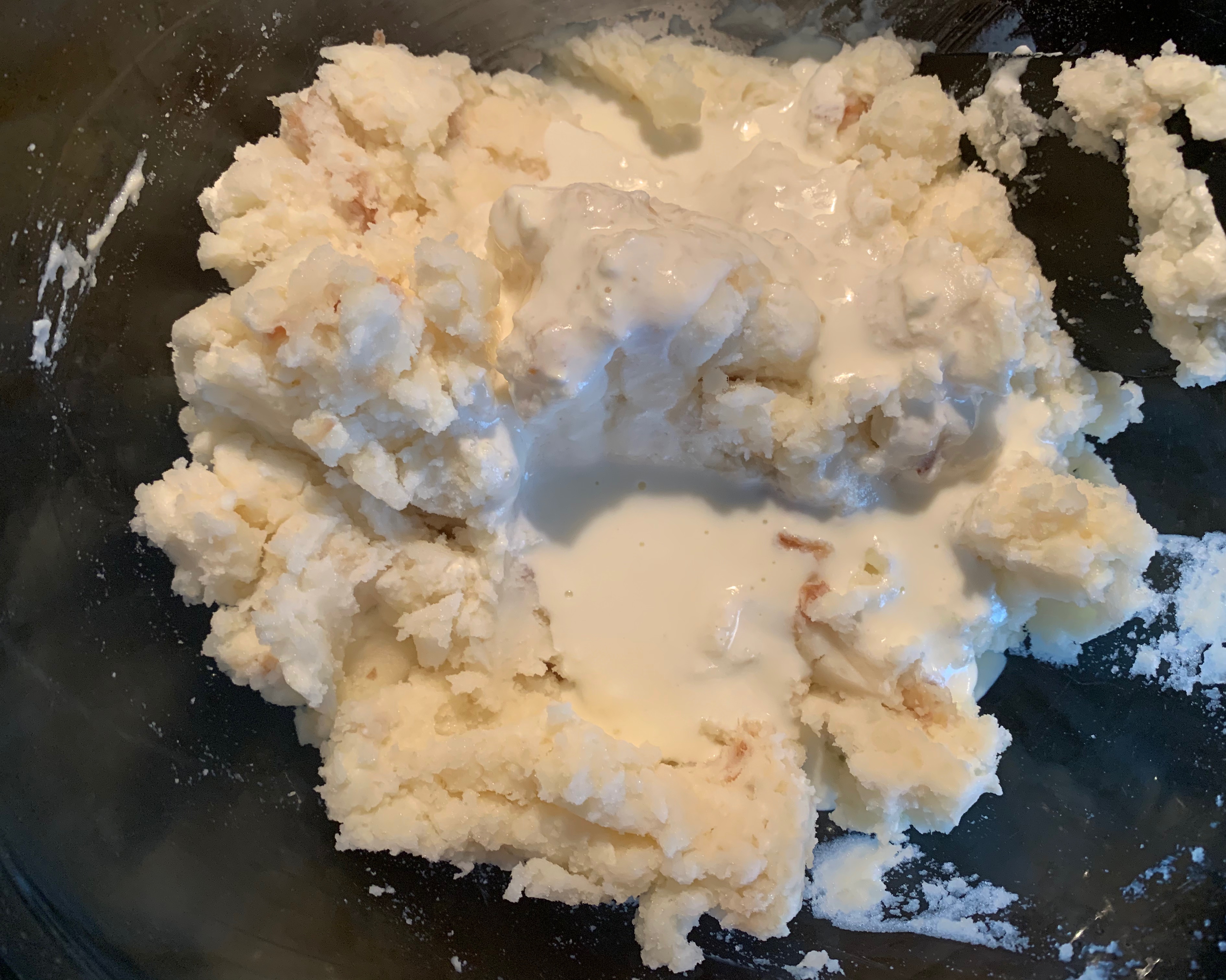 蒜香奶香交杂在一起的蒜香奶酪土豆泥 roasted garlic mashed potatoes的做法 步骤8