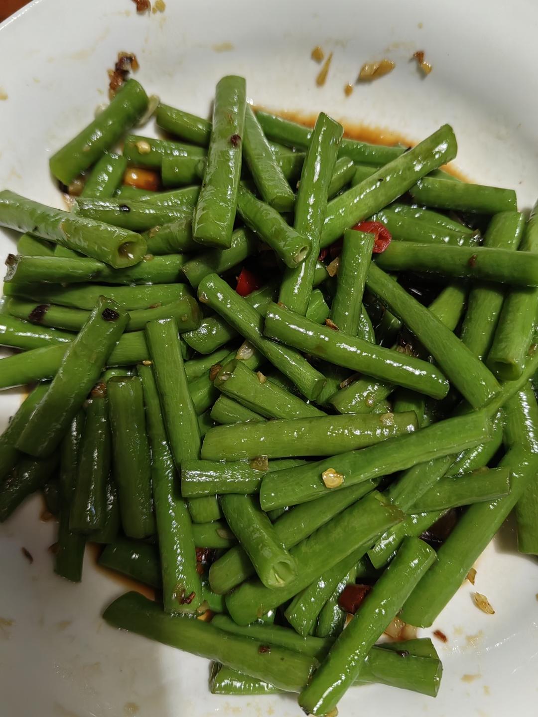 夏日爽口小拌菜～超级好吃的炝豇豆