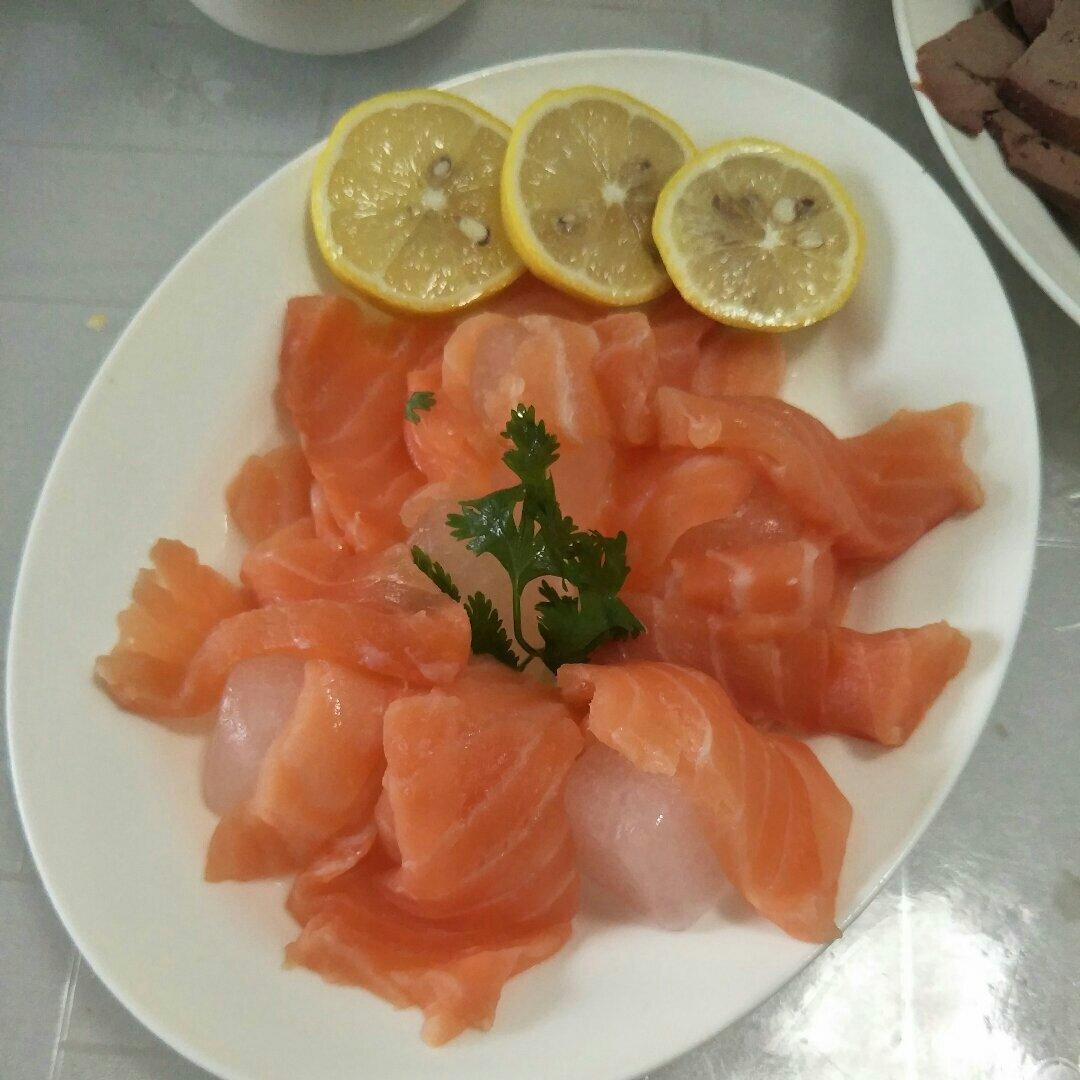 刺身三文鱼