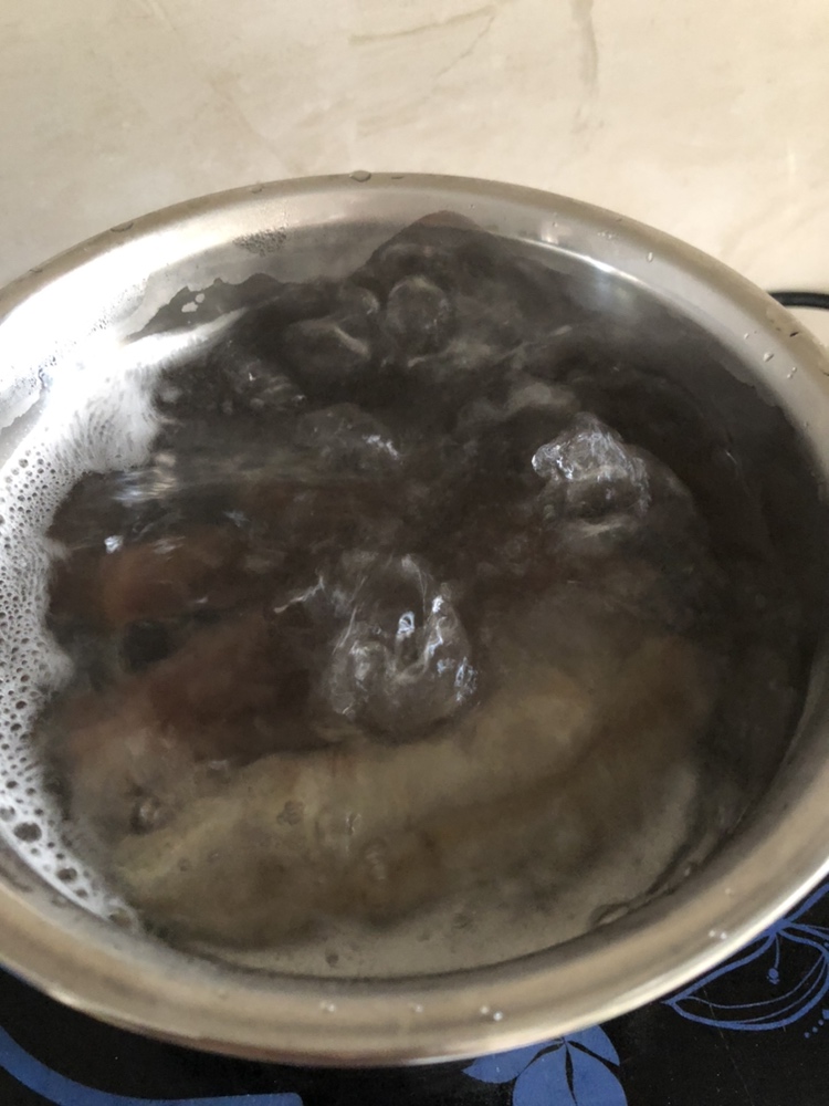滋补海参排骨汤--～含发泡海参方法的做法 步骤5