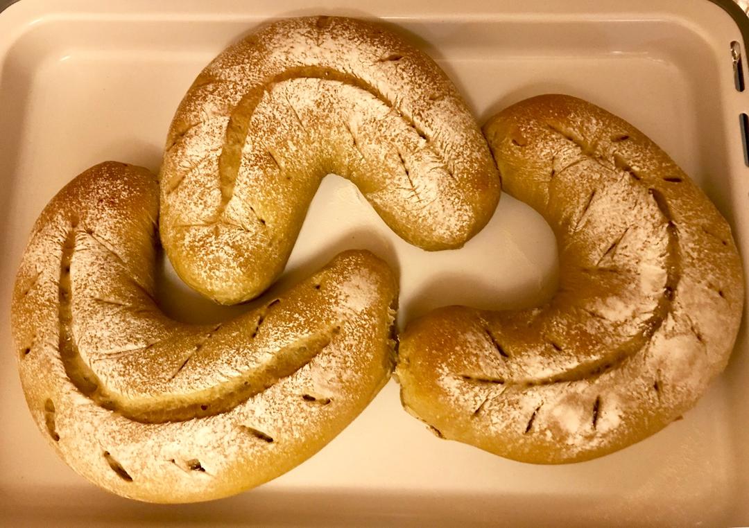 比原麦山丘还好吃的【抹茶麻薯古早味面包】肉松红豆沙