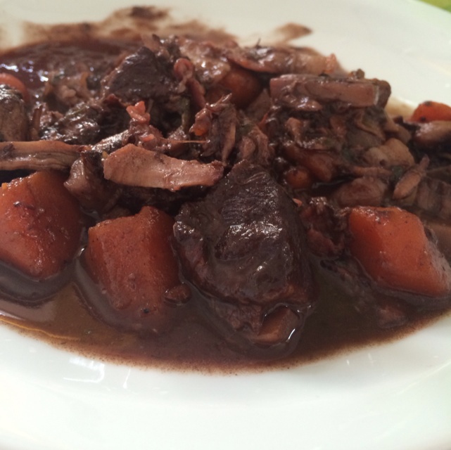 勃艮第红酒炖牛肉