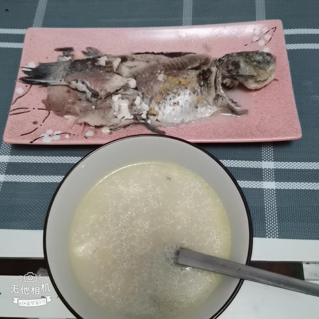 奶白鲫鱼豆腐汤|一条鱼最后的温柔