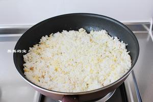 蛋香煎米饼的做法 步骤5