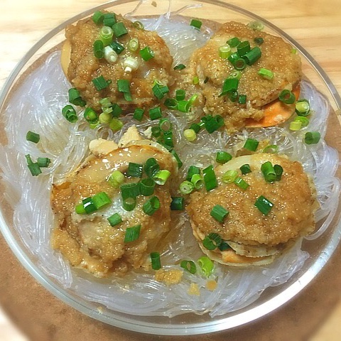 蒜蓉粉丝蒸扇贝