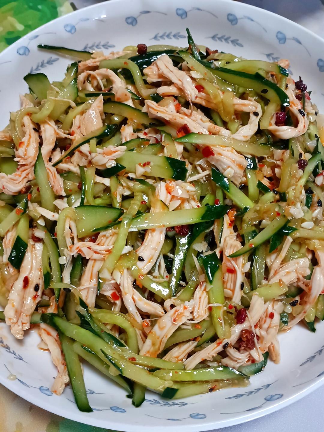 夏天的菜「凉拌鸡丝」