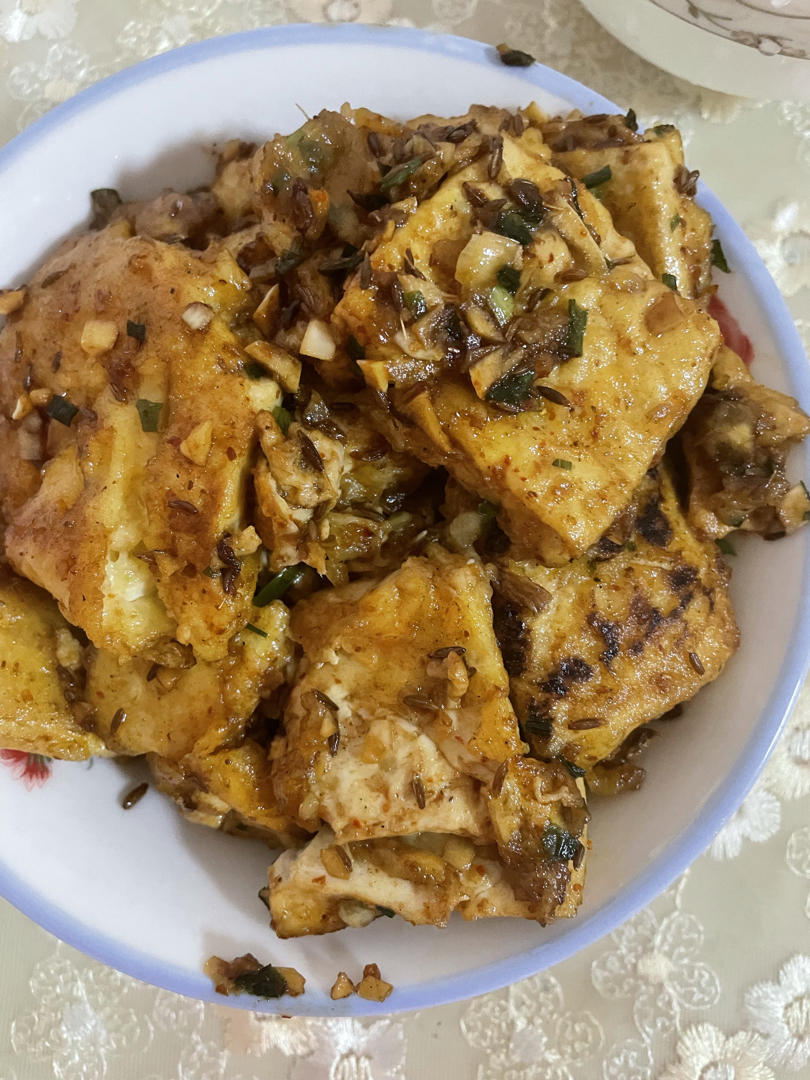 分分钟光盘，完爆路边摊的香煎孜然豆腐