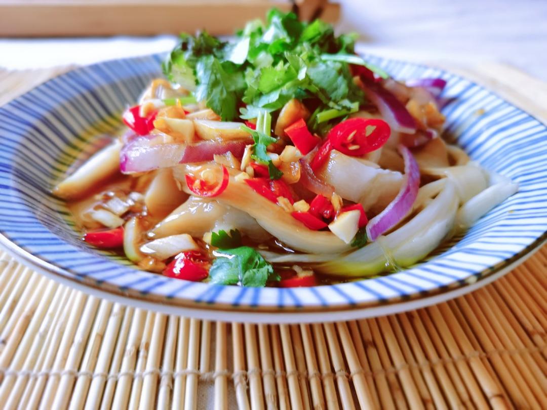 比肉还好吃的【手撕凉拌杏鲍菇】，上桌扫光光