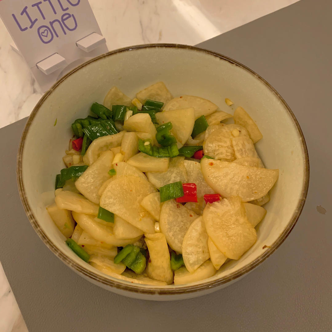 嘎嘣脆酸辣萝卜片丨早餐店招牌小菜