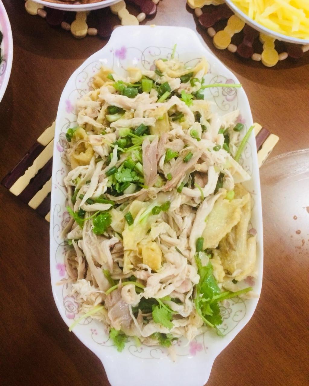 家常香嫩手撕鸡