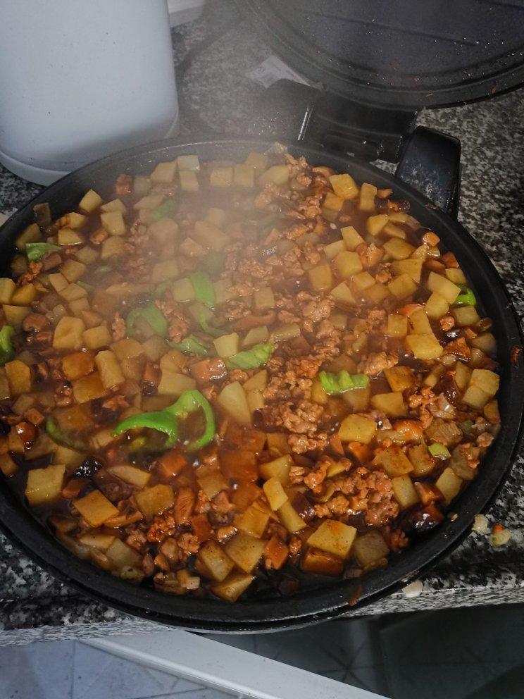 ㊙️香菇土豆肉沫拌饭❗️比外卖还好吃