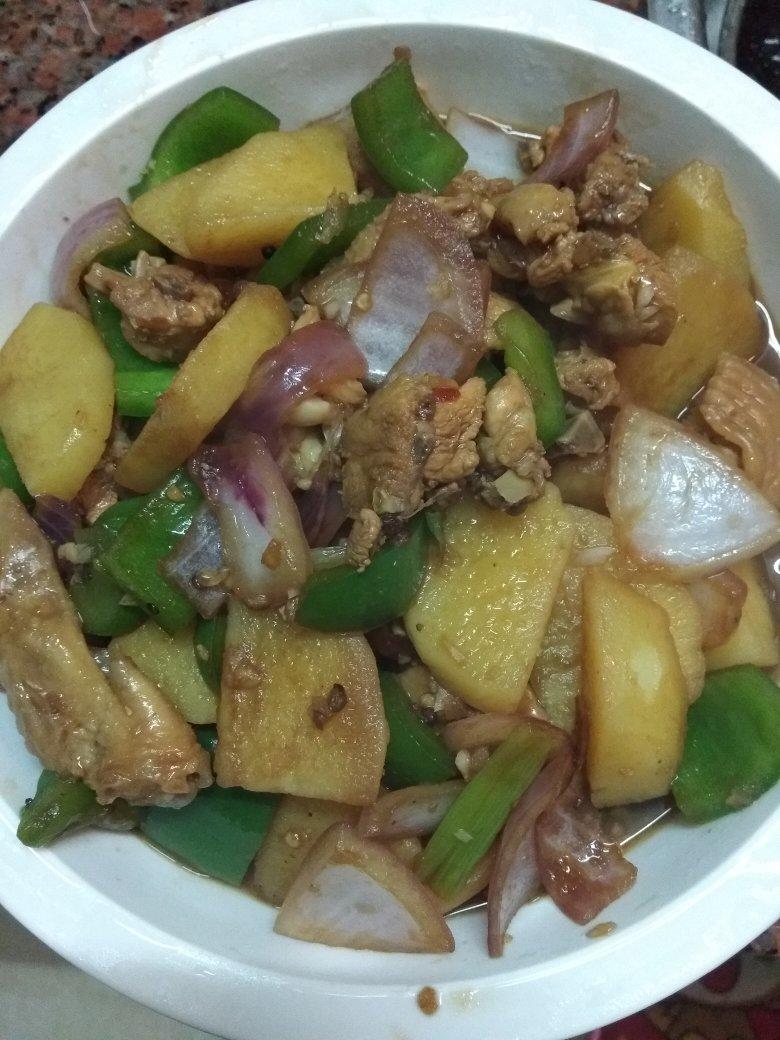新疆沙湾大盘鸡