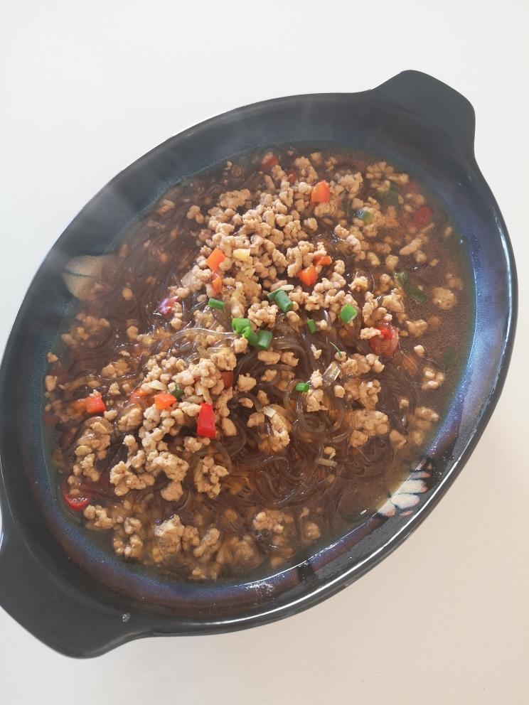 经典老菜蚂蚁上树的家常做法，香辣劲道，做法简单，快来试试吧