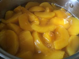 黄桃罐头的做法 步骤7