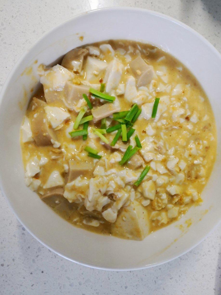 老丁的私房菜-蟹黄豆腐
