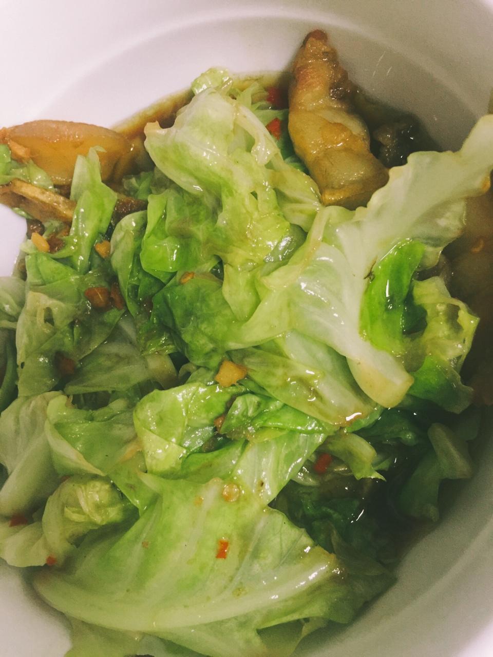 阿婆手撕包菜