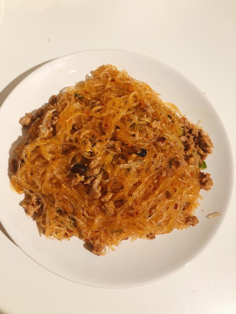 蚂蚁上树
