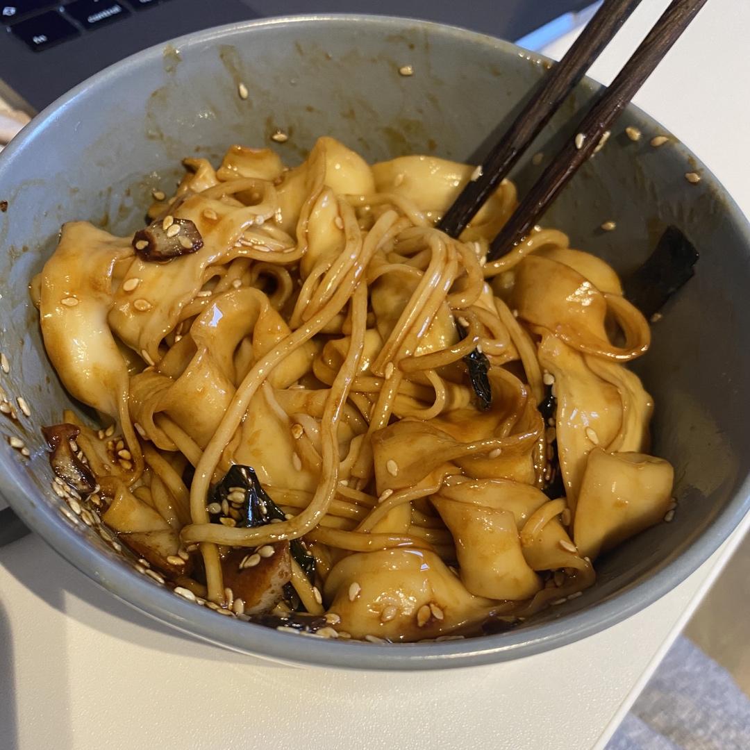 直击灵魂的葱油拌面
