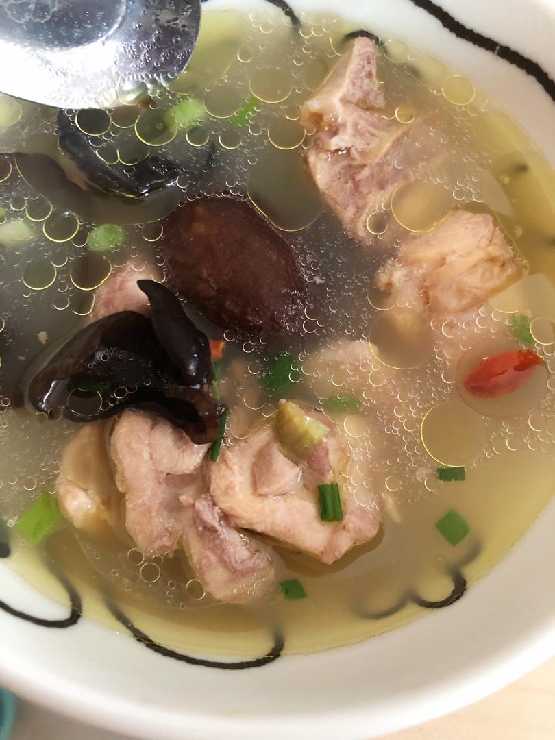 清炖鸡汤