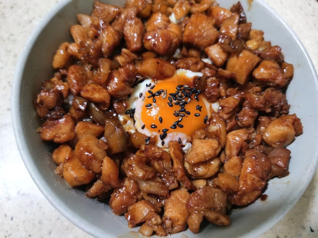 吃一次想一次❗求你们试试日式碎鸡饭吧～