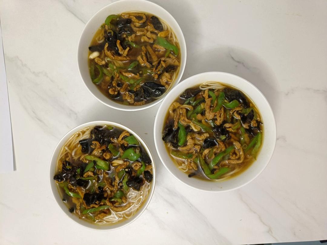 青椒肉丝面