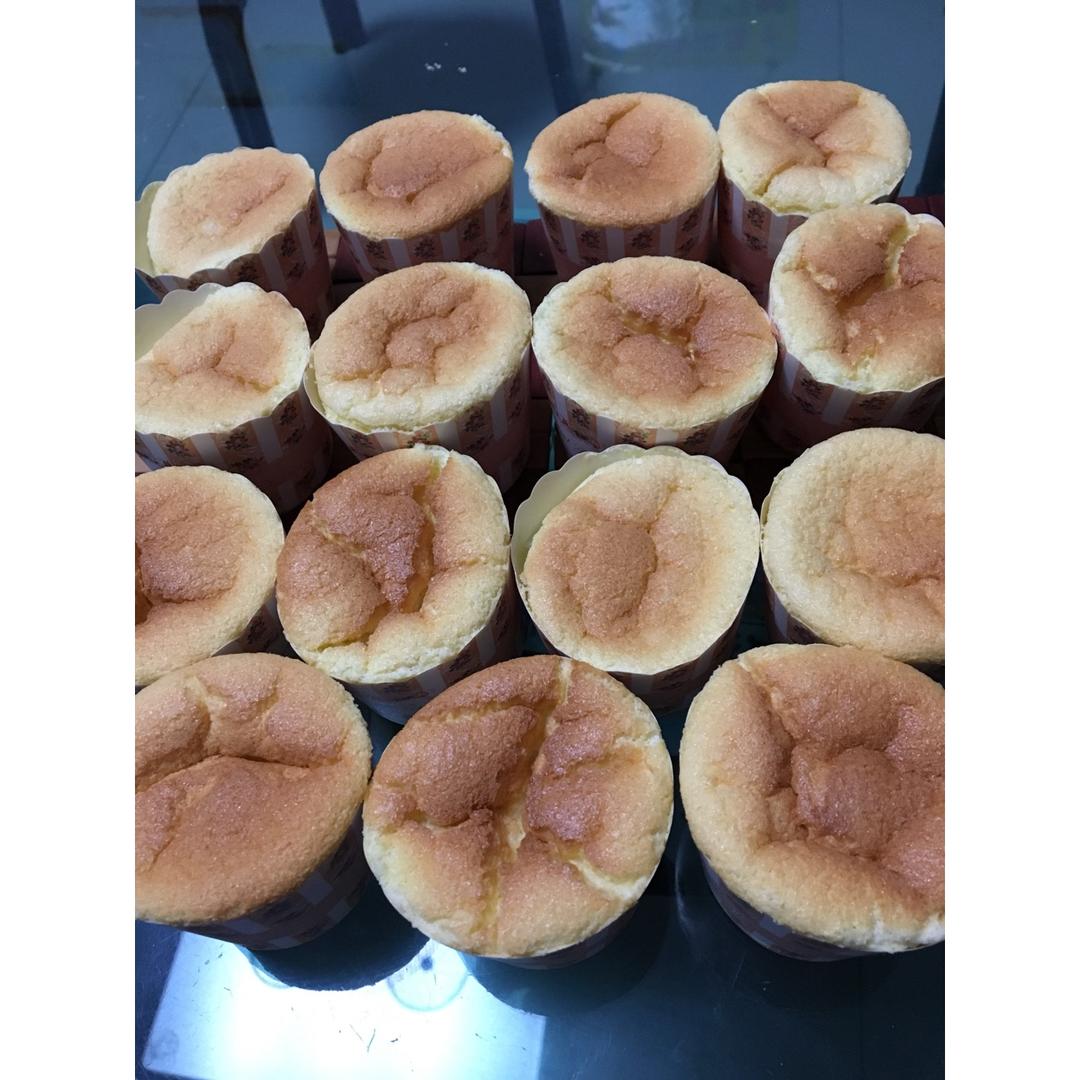 简单好做的8寸戚风蛋糕
