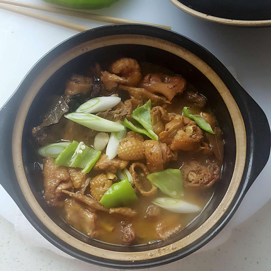 黄焖鸡米饭