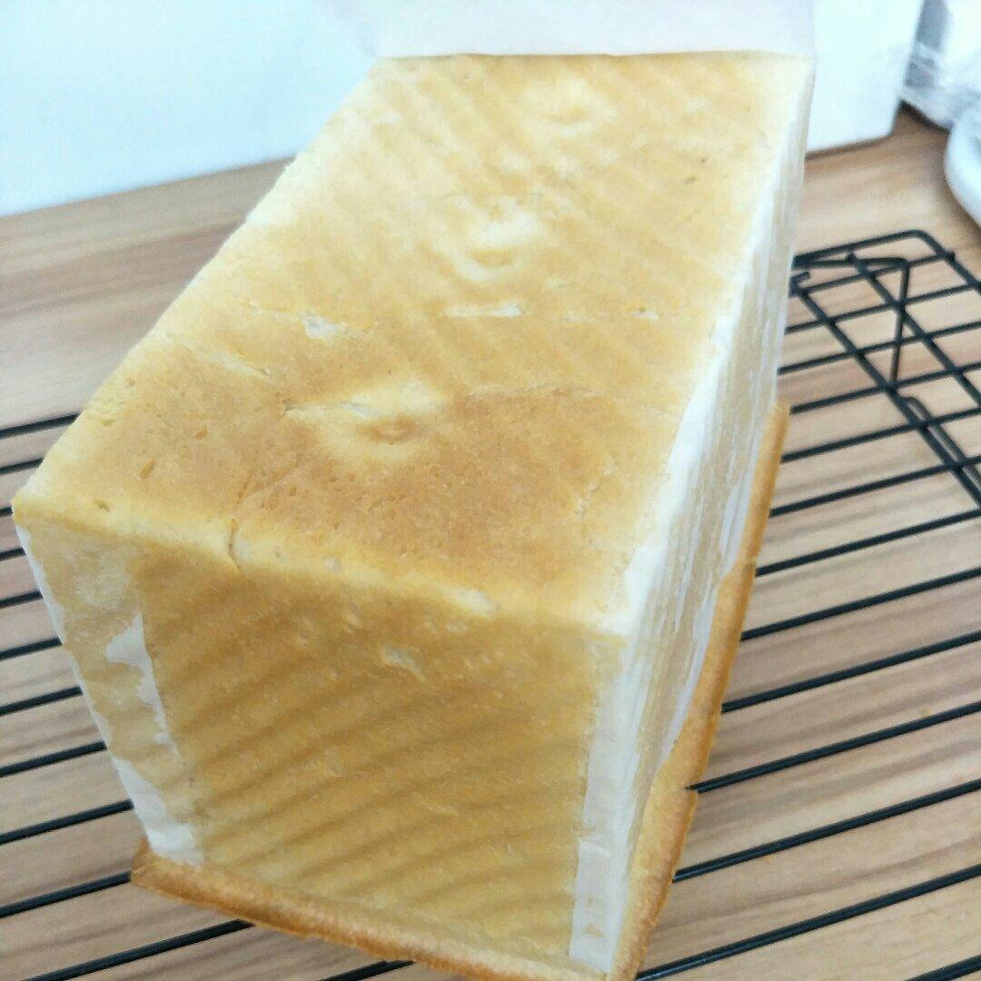 100%中种炼乳吐司