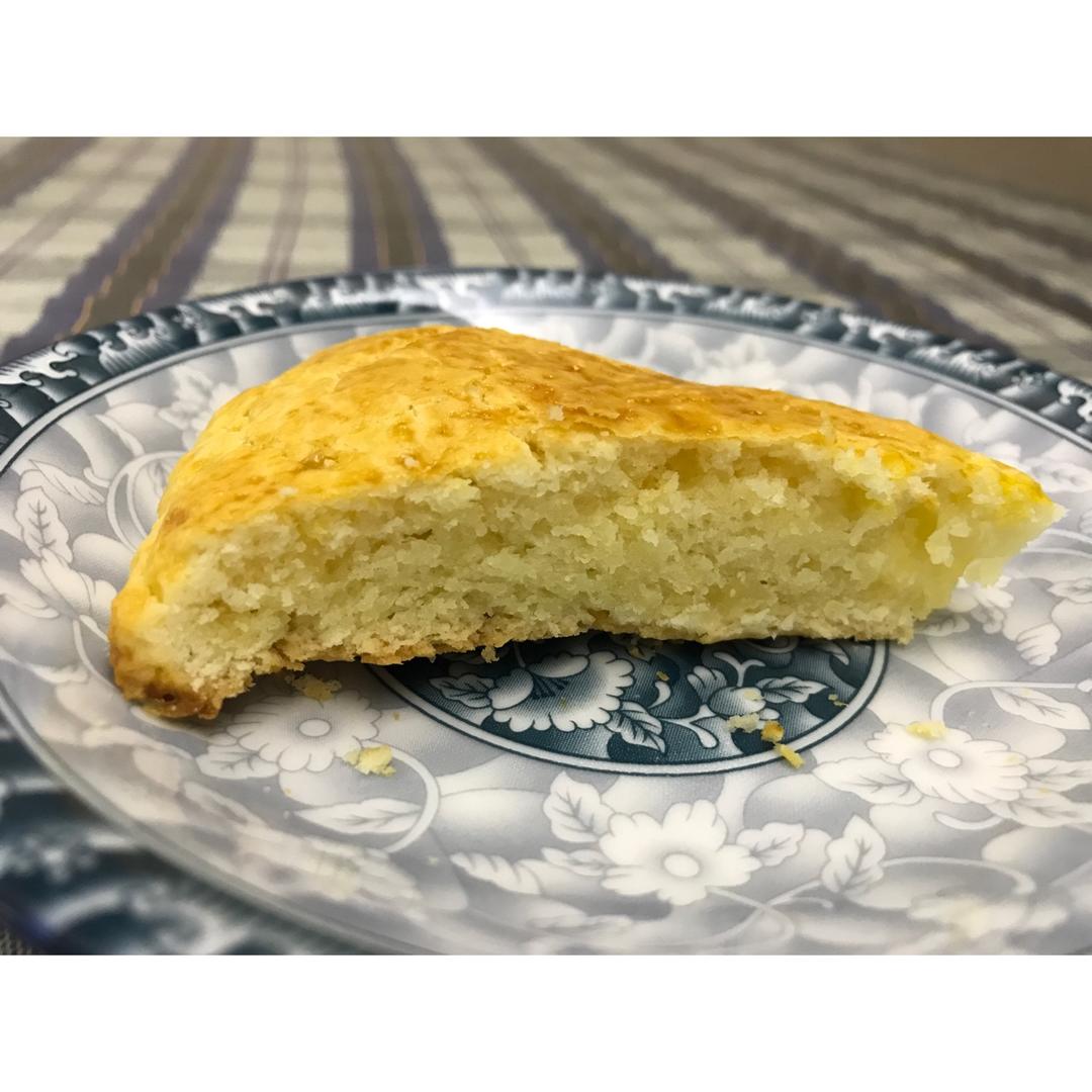 【视频】3分钟 奶油司康Scone(可能是世界上最快手的司康) 消耗淡奶油～